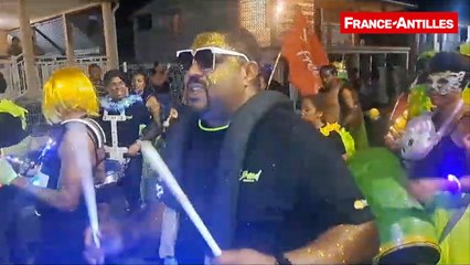 EN IMAGES. À Rivière-Salée, les groupes à pied s'en sont donné à cœur joie !