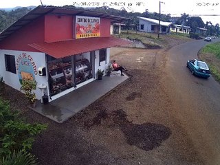 "Yo pensé que me iba a morir” Mujer se salva de un atropello en La Tigra