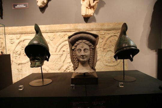 Yurt dışına kaçırılan tarihi eserler yurduna döndü