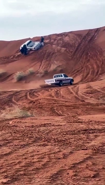 سيارات
