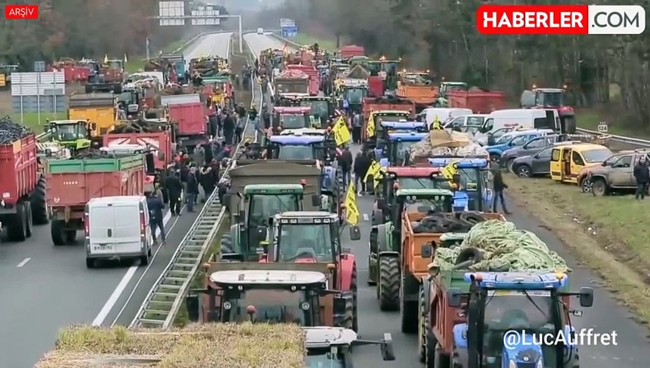 Avrupa'da Çiftçiler Tarım Politikalarını Protesto Ediyor