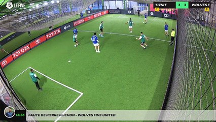 Faute de pierre PLICHON - WOLVES FIVE UNITED