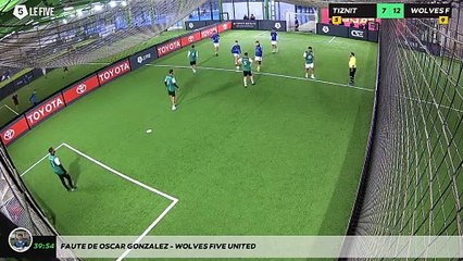 Faute de OSCAR GONZALEZ - WOLVES FIVE UNITED
