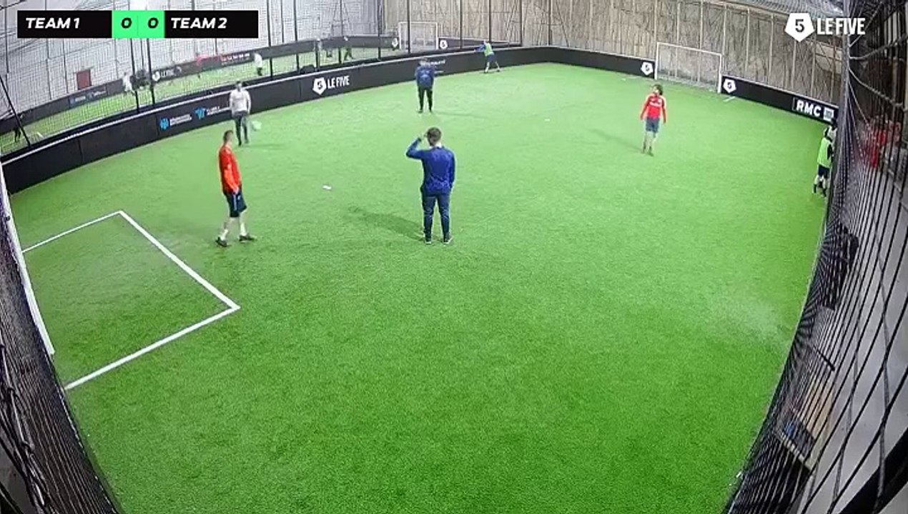 ROMAIN 29/01 à 20:08 - Football Terrain 7 (LeFive Rouen)