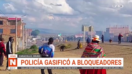 policía gasificó a bloqueadores en Caracollo