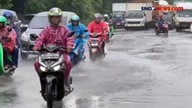 Hujan Deras Akibatkan Ruas Jalan Cakung Cilincing Jaktim Terendam Banjir