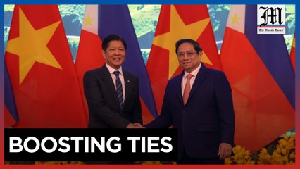 Marcos meets with Vietnamese prime minister, officials