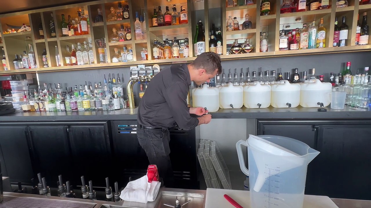 QT Rooftop's Dave Watkins whips up the '2024 Lovedale Smash' cocktail using top-grade Hunter Valley semillon juice | Newcastle Herald | January 30, 2024