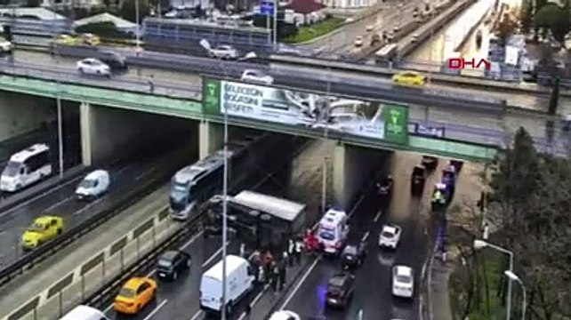 D-100 Karayolu'nda kaza: İstanbul istikametinde trafik tamamen durdu