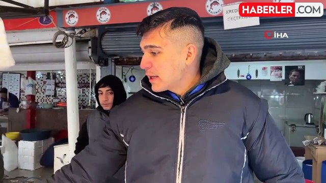 Fırtına hamsi fiyatlarını vurdu, kilosu 200 TL'ye çıktı