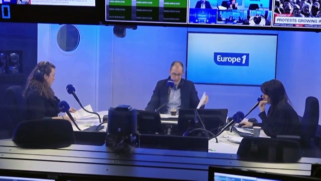 A Nantes, des agriculteurs ouvrent les camions pour dénoncer la concurrence déloyale