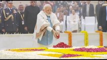 India, il premier Modi rende omaggio a Gandhi a 76 anni dalla sua morte