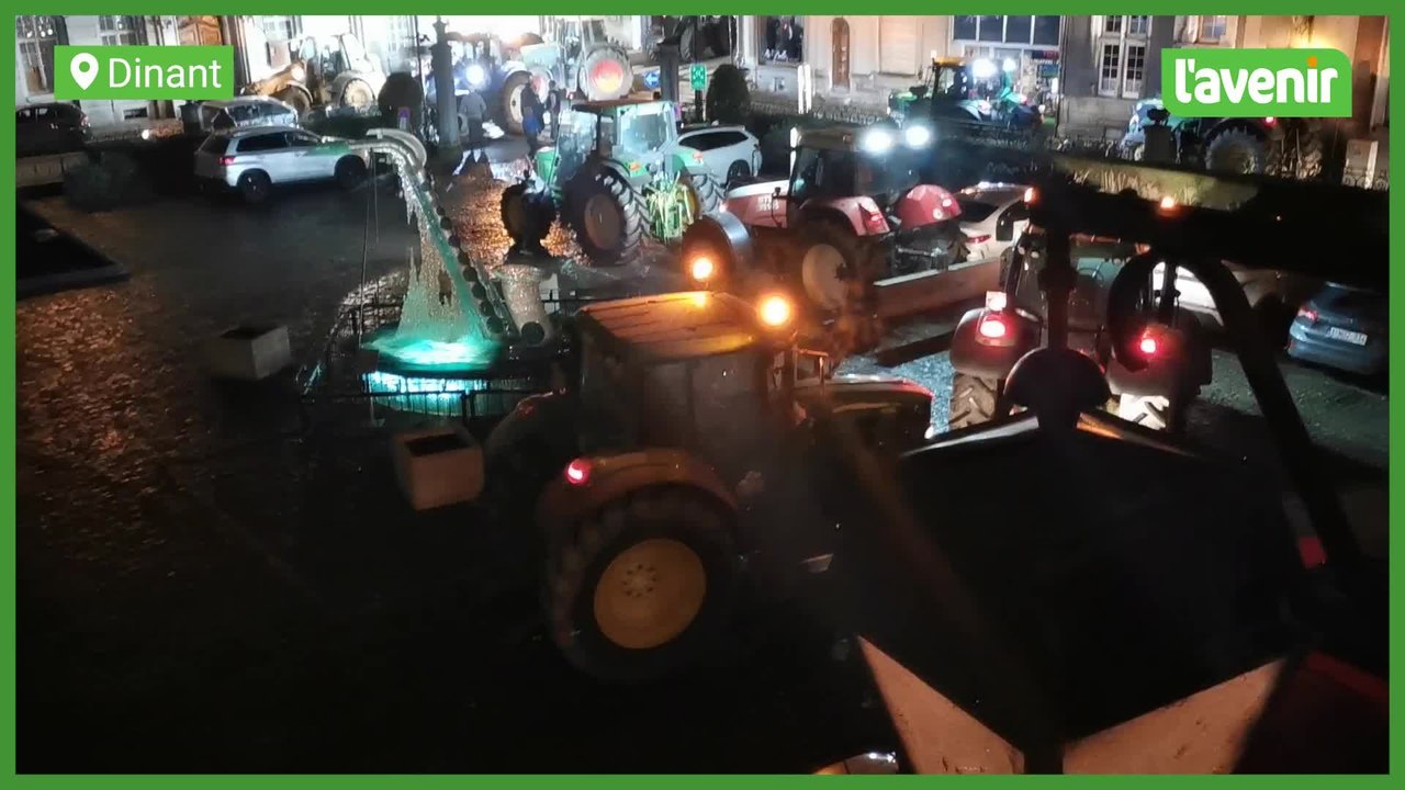 Dinant: les agriculteurs envahissent la cour de l'hotel de ville