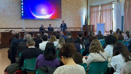 Скачать видео: Palermo, gli studenti diventano rappresentanti per la sicurezza nelle loro scuole