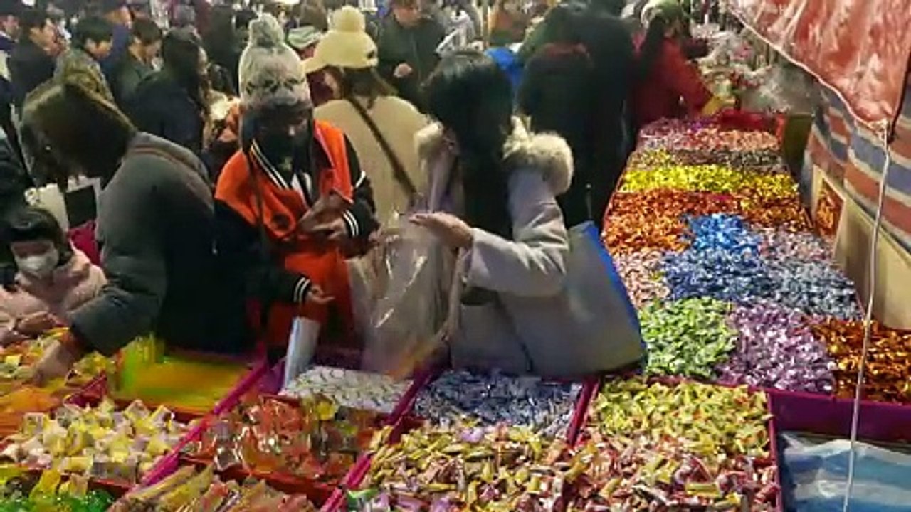 Les Taïwanais se préparent à accueillir l'année du Dragon