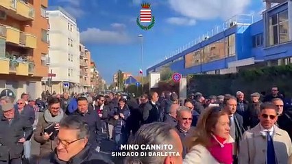 Video herunterladen: Barletta: riapertura di via Andria