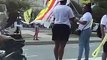 Trabalhadores protestam contra quatro mil demissões nas lojas Carrefour da Bahia