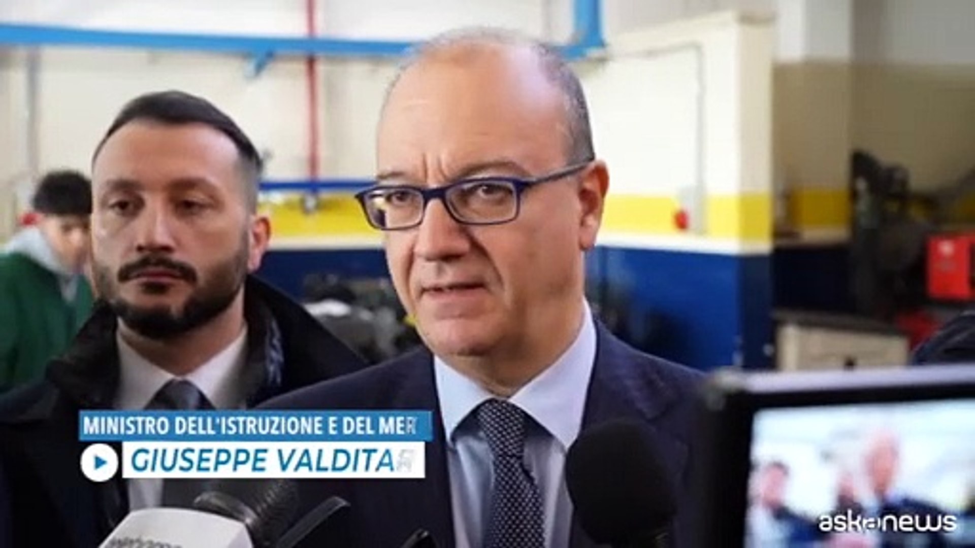 Orientamento e formazione, Distretto Italia in campo con il MIM - Video  Dailymotion