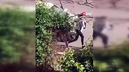 Kadınların bıçaklı sopalı kavgası! Rezil anlar böyle kaydedildi