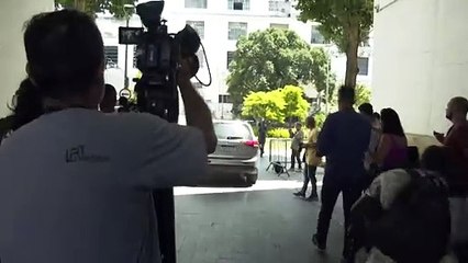 Carlos Bolsonaro depõe na Polícia Federal