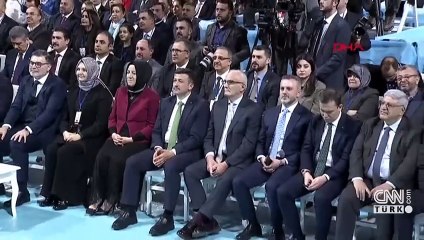 Hamza Dağ, Haluk Levent ile hayvan barınağı ziyaret etti