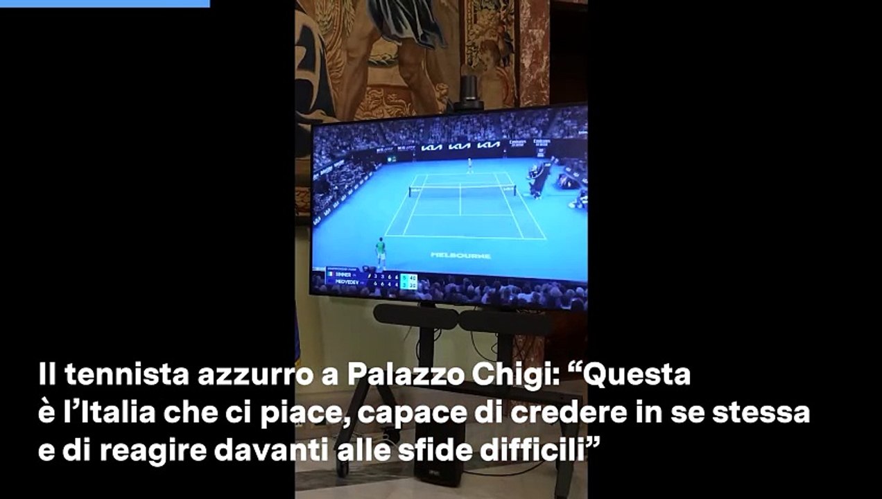 Sinner, l'abbraccio con la premier Meloni: "Grazie per il tuo esempio"