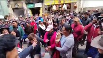 Video: ‘Evistas’ y ‘arcistas’ se enfrentan a golpes cerca a la Vicepresidencia, donde se realiza el diálogo por las elecciones