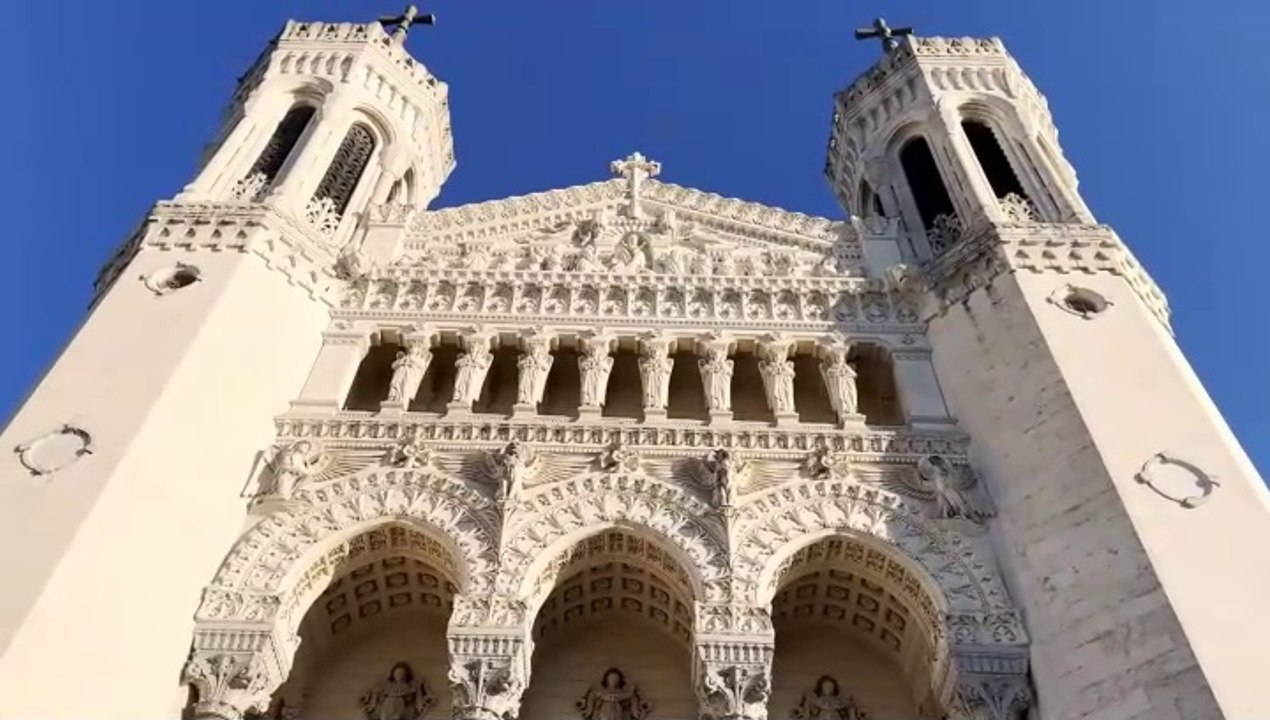 Balades et découvertes la Basilique Notre-Dame de Fourvière film by jean Claude Guerguy Ciné Art Loisir