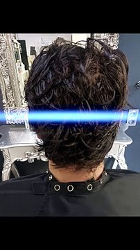 Mèches Bleu Homme coloriste Aix-en-Provence