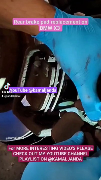 BMW X3 rear brake installation