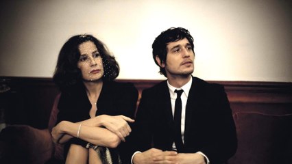 Main dans la main : Hélène Marchal à l'Opéra de Paris