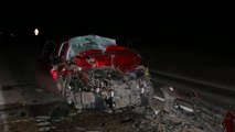Adana'da otomobil, kamyona arkadan çarptı 1 ölü
