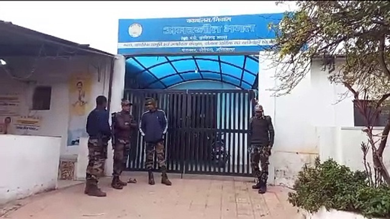 पूर्व खाद्य मंत्री अमरजीत के बंगले में आयकर विभाग का छापा, कोयला घोटाले के आरोपियों में शामिल है नाम