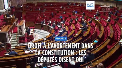 Droit à l'avortement dans la constitution : le feu vert des députés français