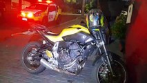 Motociclista é socorrido após cair fazendo manobras no bairro Coqueiral