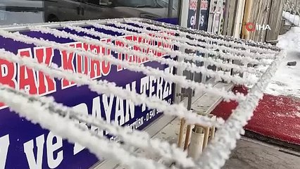 Soğuktan kirpik ve kaşları dondu: Çıldır eksi 31,5 derece