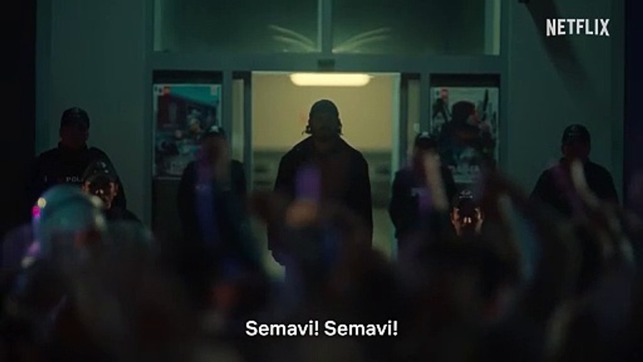 Kübra Klip Semavi Gözaltından Çıkıyor