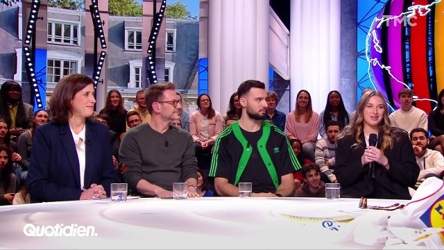 Héléna, demi-finaliste de la Star Academy , était l'invitée de Quotidien sur TMC