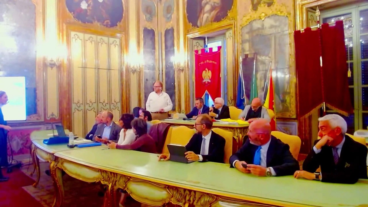 Tari a Palermo, aumenti rinviati