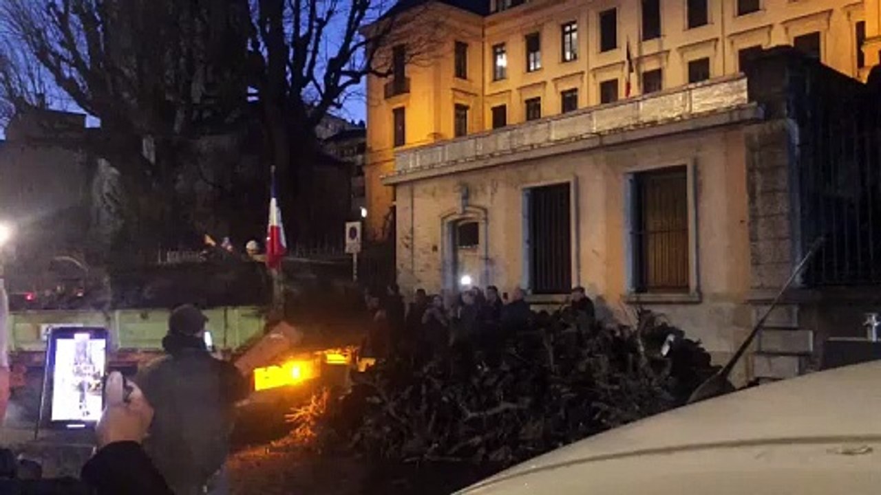 MACON : Les agriculteurs sont là (3)