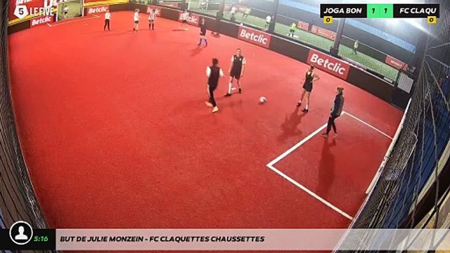 But de julie monzein - FC CLAQUETTES CHAUSSETTES