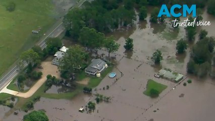 Residents of Moreton Bay, Queensland begin flood clean up