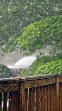 Main yaha hoon yahan