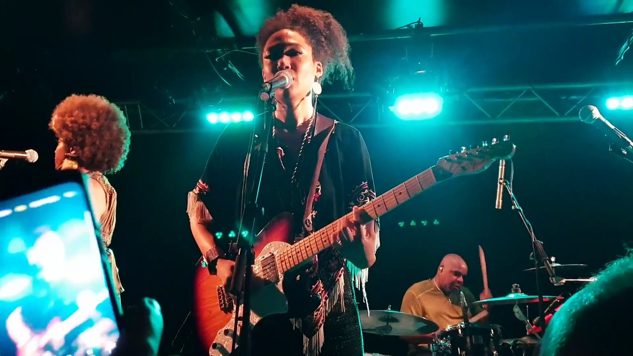 Judith Hill - "Hey Stranger" (Live in Paris 2018 !)