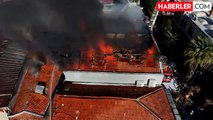 İzmir'deki Kemeraltı Çarşısı'nda Yangın Çıktı