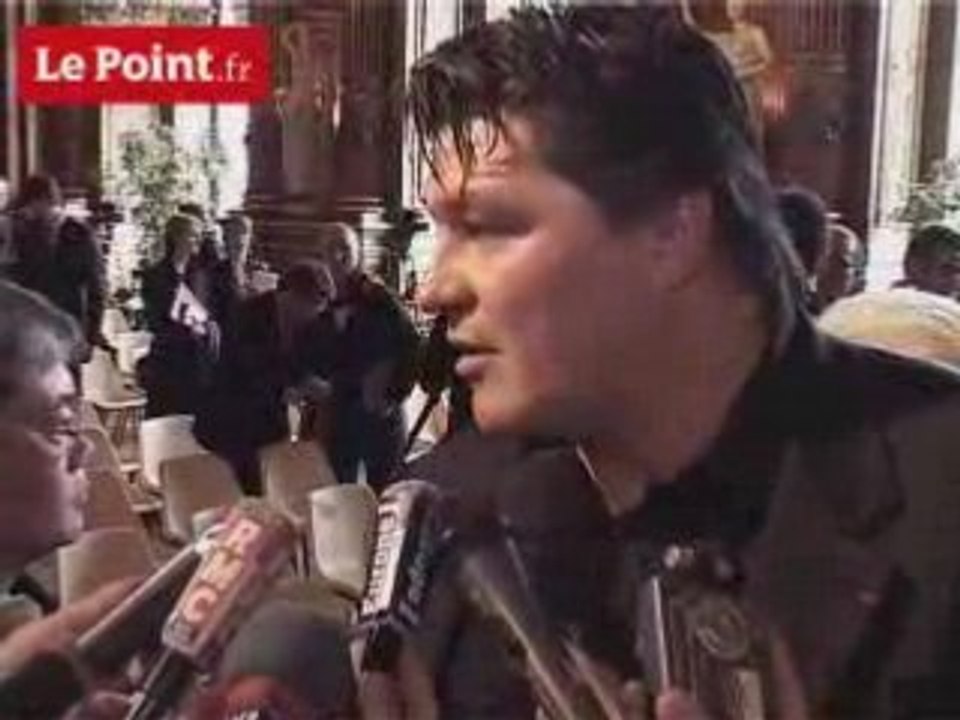 JO FLAMME PARIS David Douillet répond à RSF