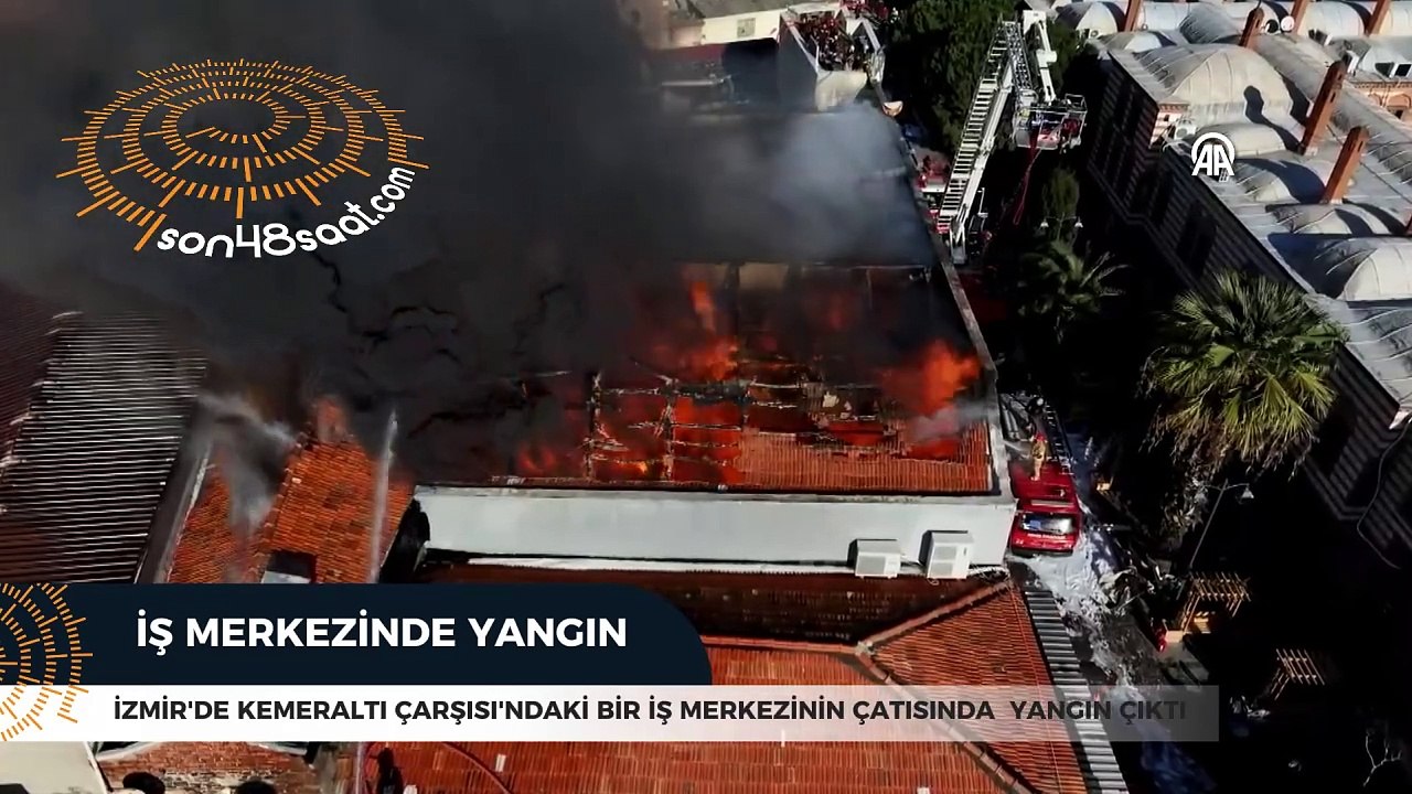 Kemeraltı Çarşısı'ndaki bir iş merkezinde yangın çıktı