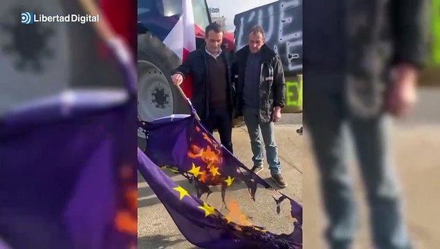 Miles de tractores y de agricultores bloquean Bruselas