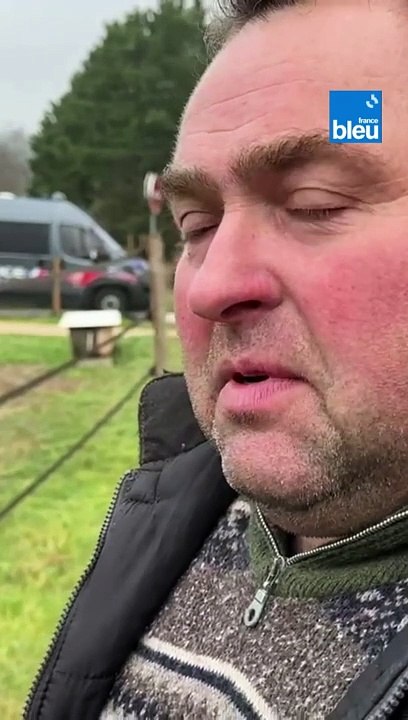 L'émotion et la colère des agriculteurs de Dordogne contraints de rentrer à quelques kilomètres de Paris