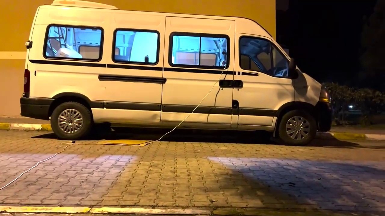 Depo Aldık Delik Deliyoruz Karavan Yapımı - 6.Bölüm